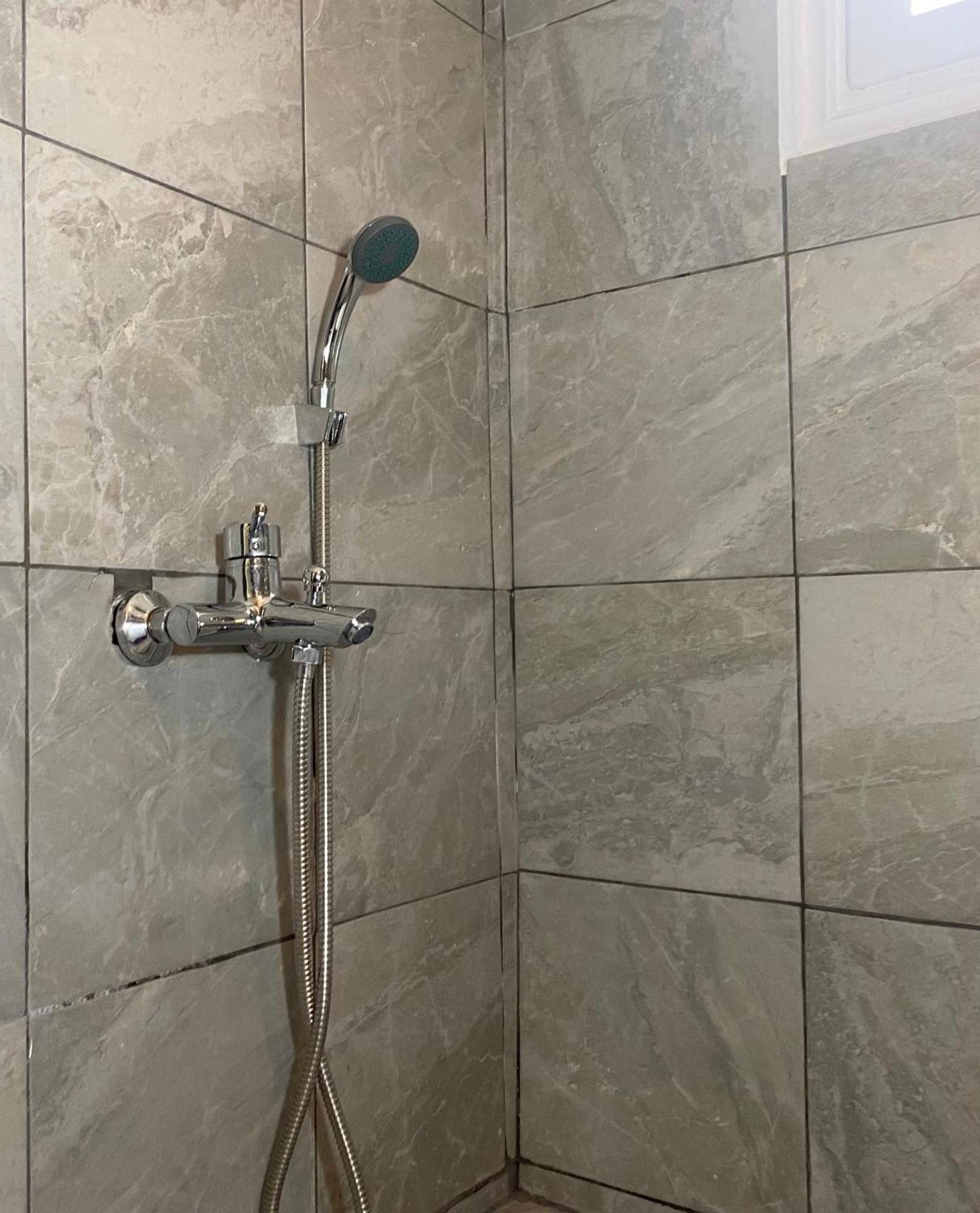 Spacious 2 Bedroom Apartment Downtown Athens - Explore Center By Foot Ngoại thất bức ảnh
